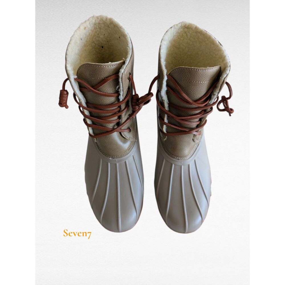 Seven7 Duck Boots Taupe Sherpa Lined Waterproof Lace Up Rain Boot